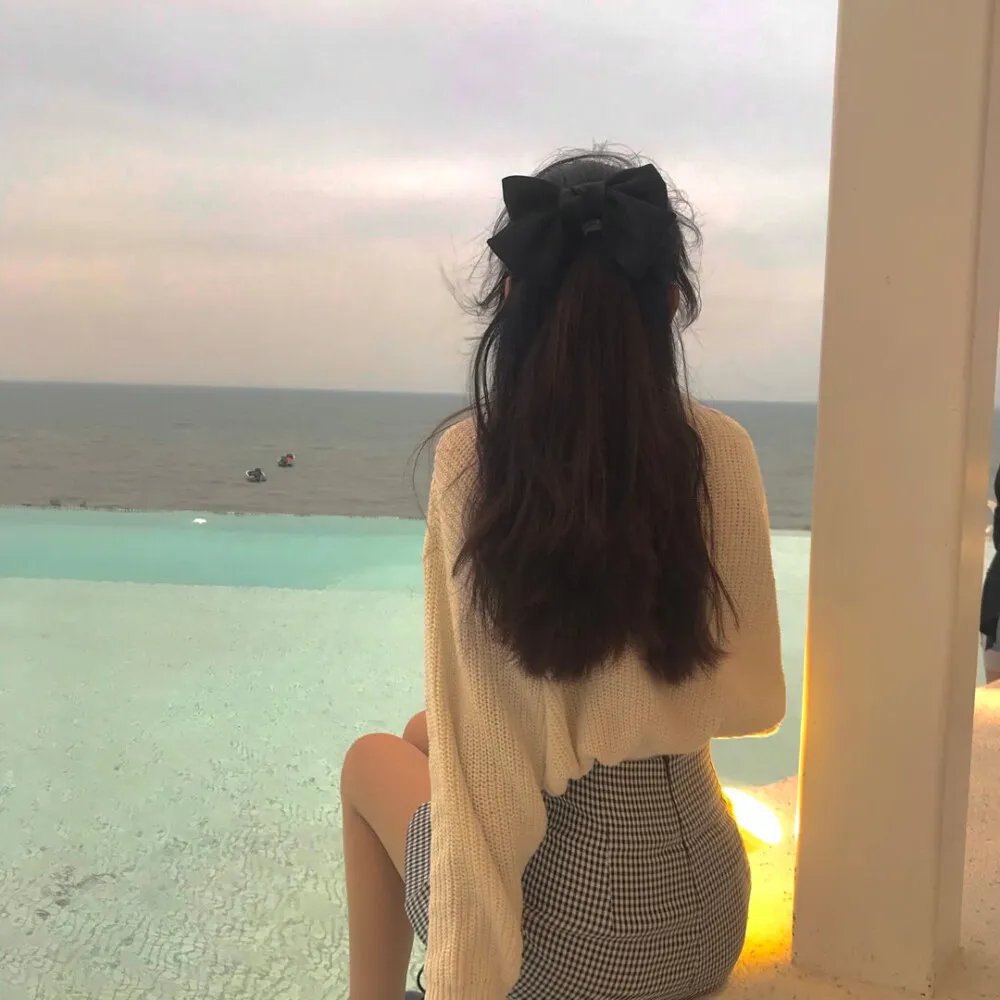 持摄像机的人